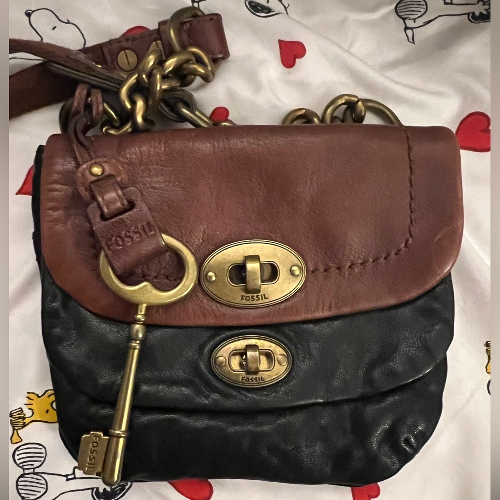 Fossil y2k Brown/ Black Women's Mini Crossbody with Chain Hardware & Key Charm